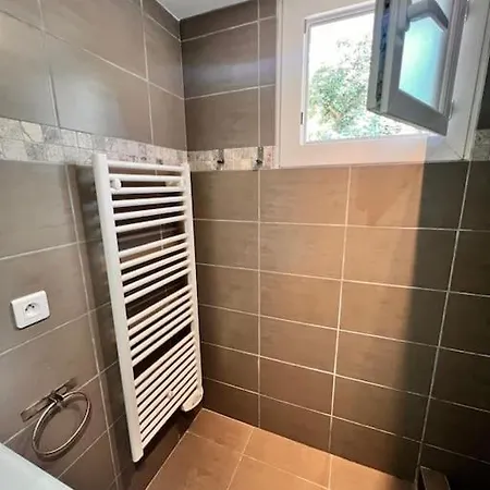 Holiday home Mesange600m A Pied De Santagiulia Jacuzzi